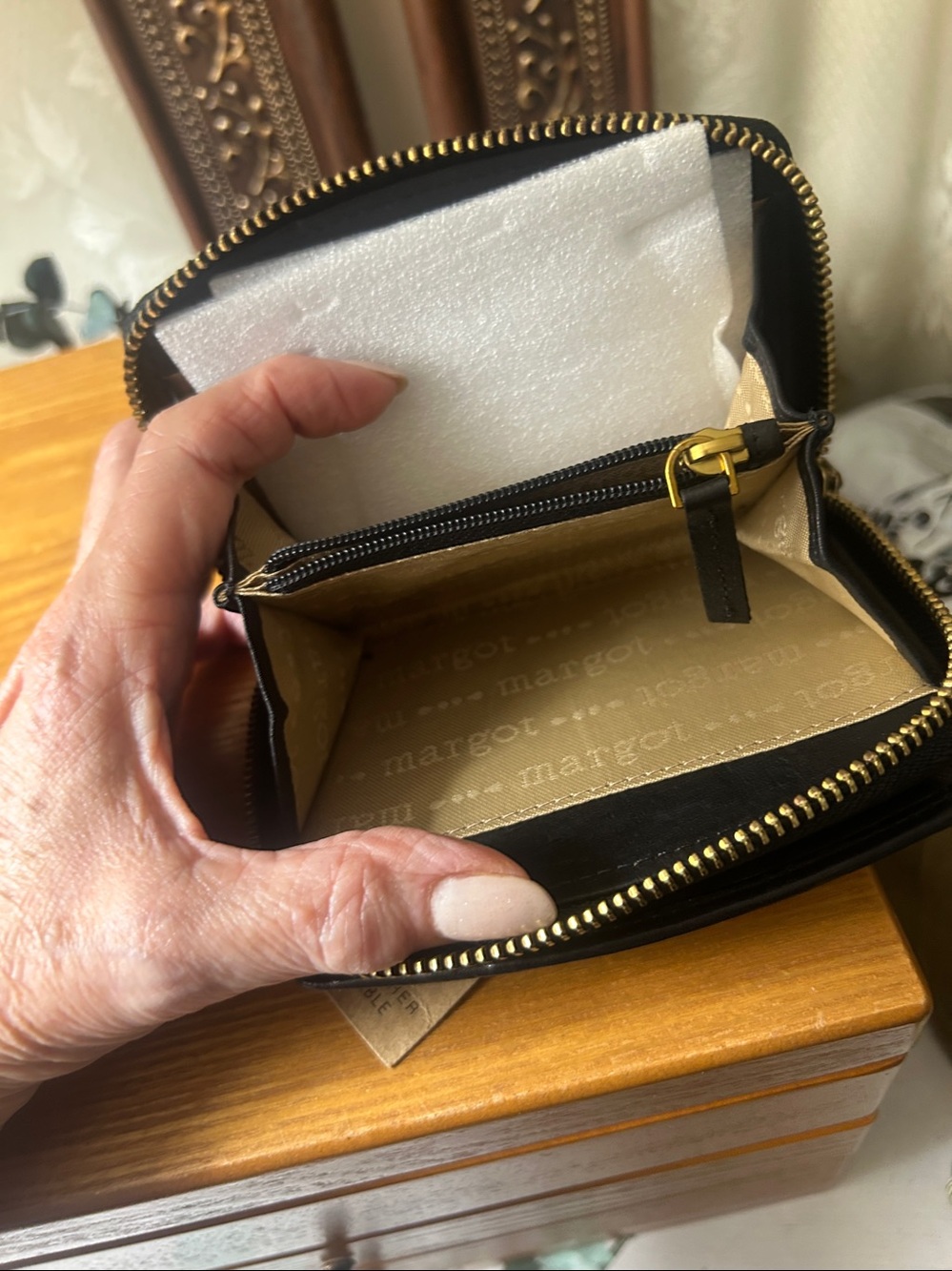Margo Black Leather Zip Wallet - Picture 3 of 6